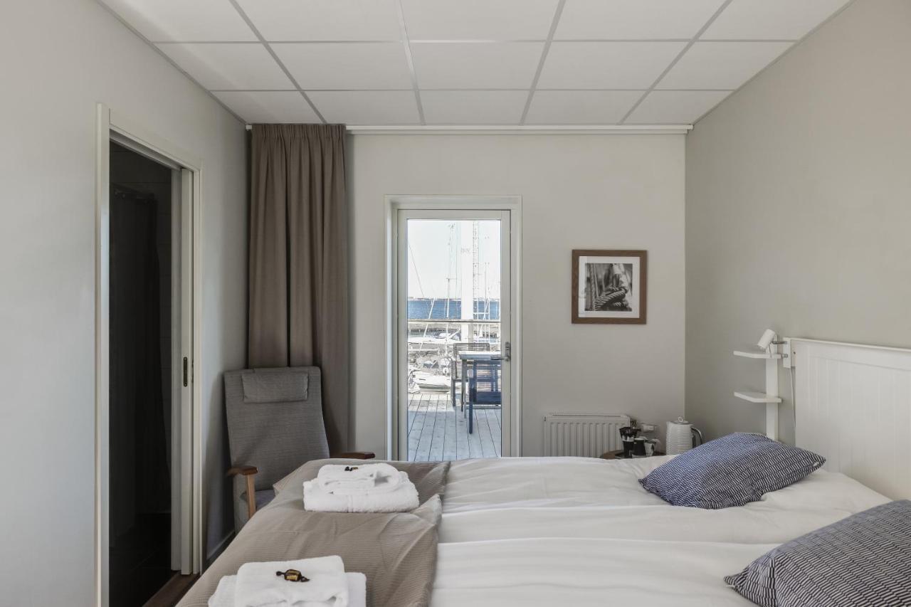 Hotell Hamnen Farjestaden Exterior photo